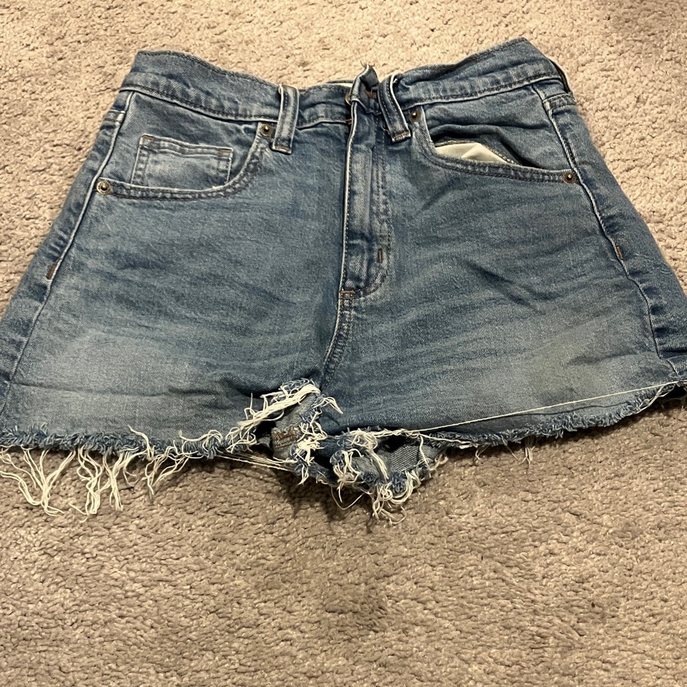 Universal Thread Blue Denim Shorts - Picture 1 of 8